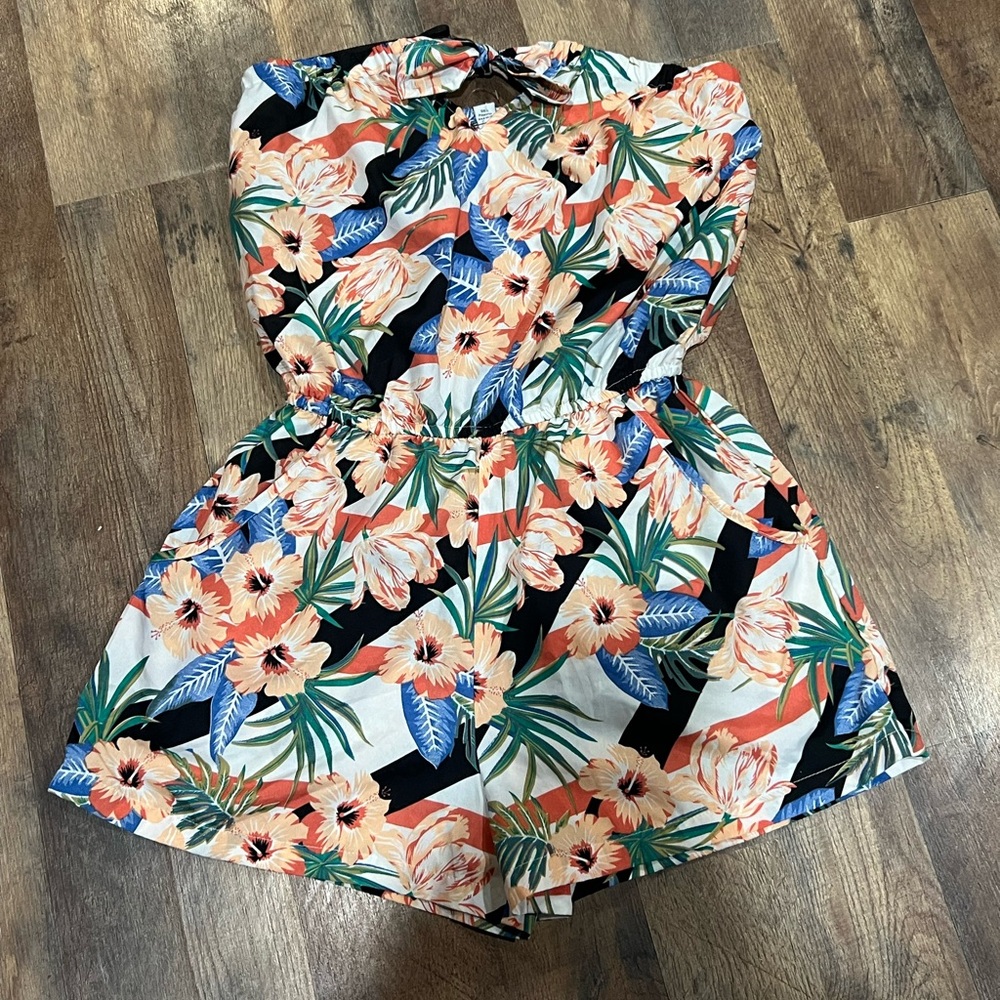 Thread story women’s romper